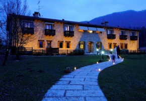 Hotels in Revine Lago